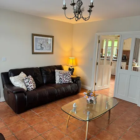 Kerry Homes At The Village בית נופש