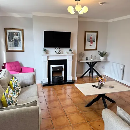 Kerry Homes At The Village Vakantiehuis Killarney
